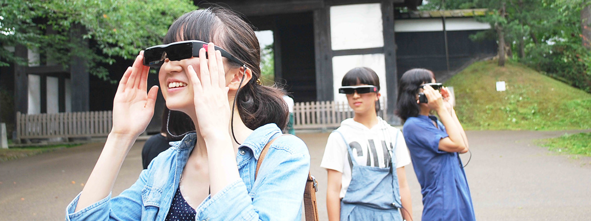 Smart Glasses Guided Tour and Kimono Wearing Experience