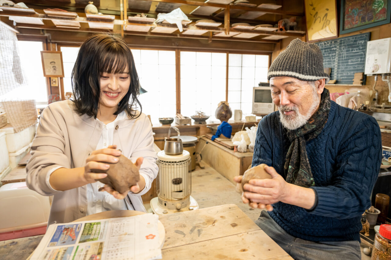 【前日予約OK！】津軽亀ヶ岡焼の陶芸教室