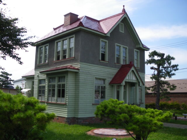 旧制弘前高等学校外国人教師館