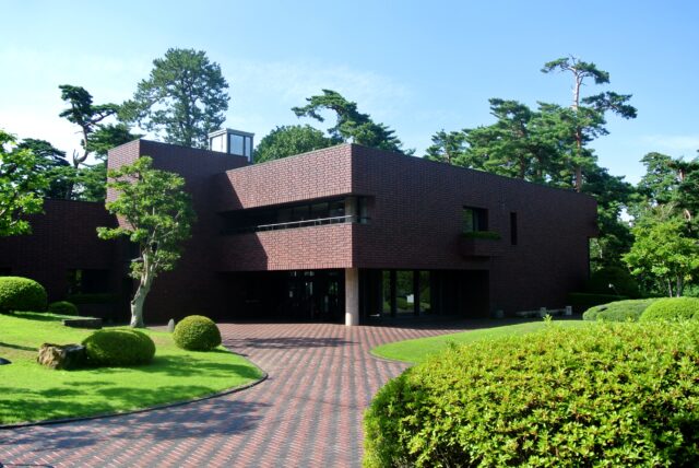 弘前市立博物館