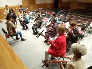 プロから直伝！発祥の地で学ぶ津軽三味線体験＠津軽三味線会館