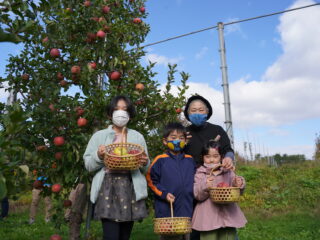 農家さんと行く！りんご収穫体験とオリジナルりんごジャム作り！！