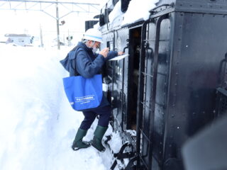 撮れる！乗れる！除雪する！弘南鉄道ラッセル車貸切り体験